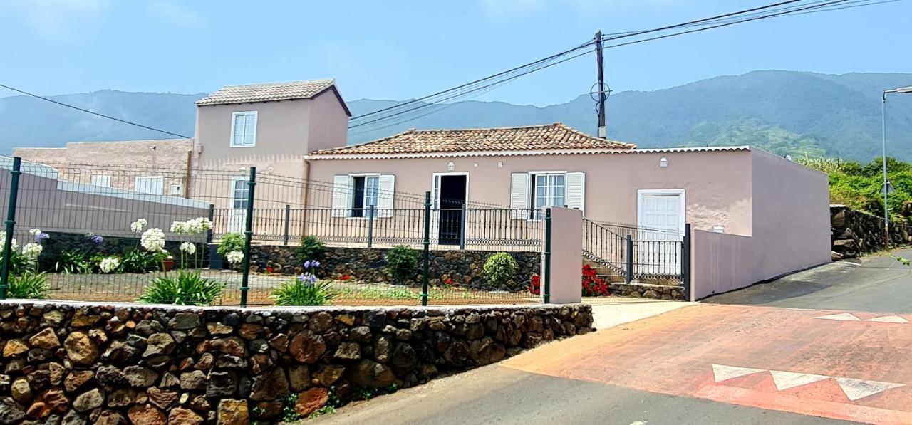 Holiday home Agapantos